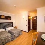 Ares Hotel 3*