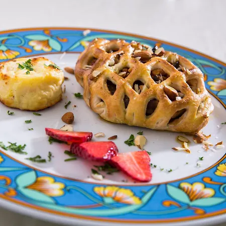 Ares מלון Pontinia