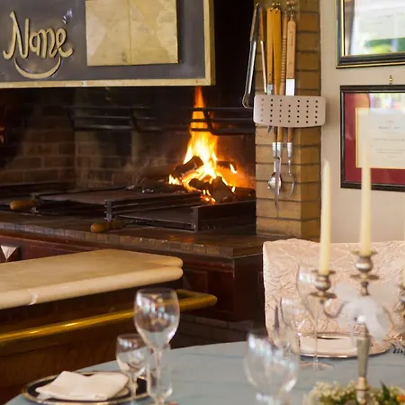 Hotel Ares 3*