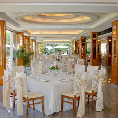 Hotel Ares 3*